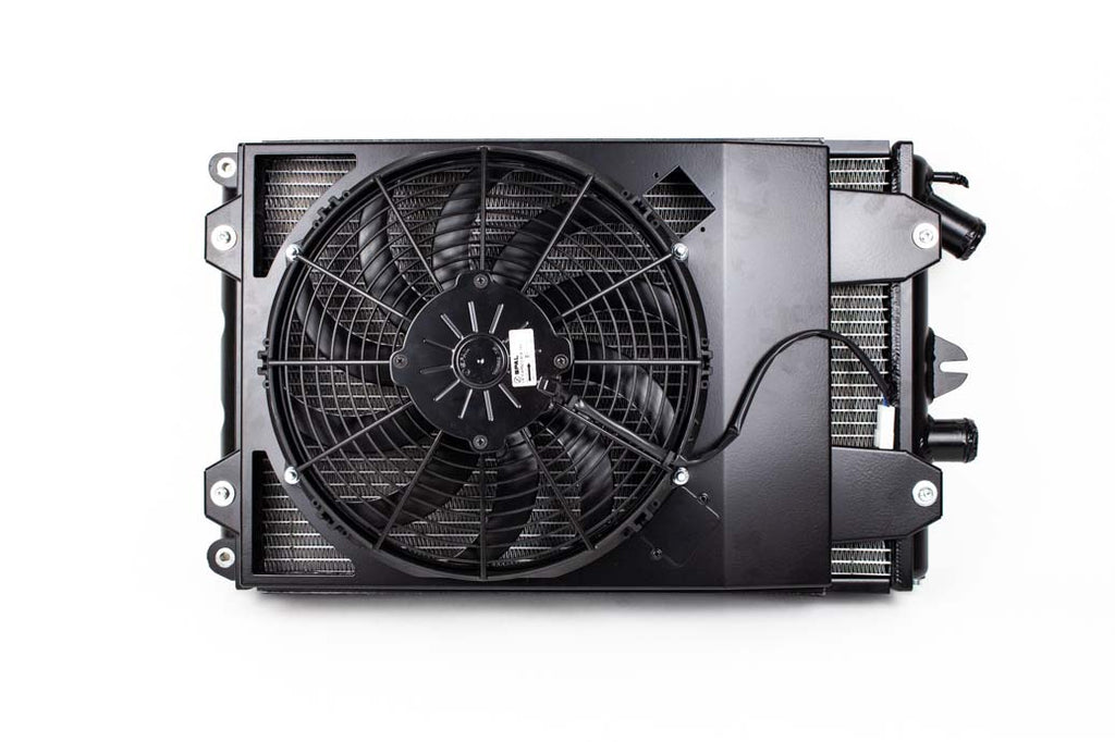 Hochleistungskühler für Ferrari F430 inkl. SPAL-Lüfter Links (56mm Netz)